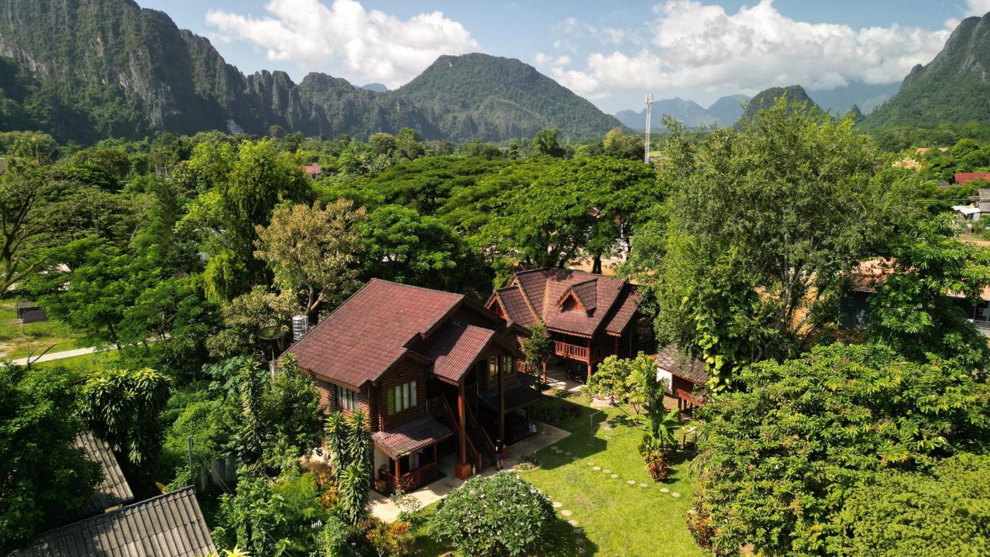 Namsong Bridge Bungalows Vang Vieng Extérieur photo